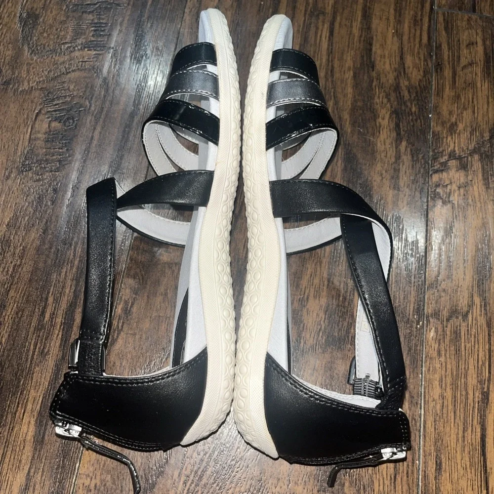 Geox Black Leather Strappy Sandals  Women's Size US 6.5 (37) NWOB